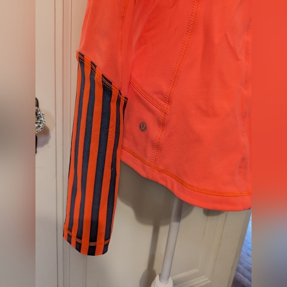 Lululemon Flare Orange Navy Inkwell Blue Stripe Jacket Full Zip. Women's 8 - Picture 7 of 8